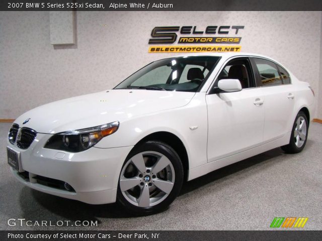 2007 BMW 5 Series 525xi Sedan in Alpine White