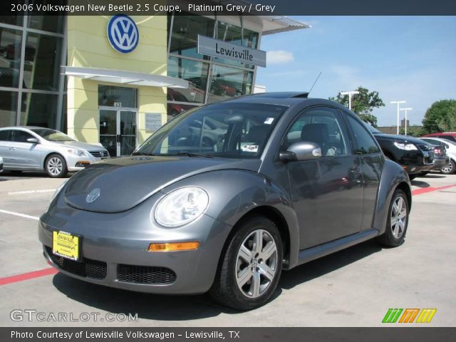 2006 Volkswagen New Beetle 2.5 Coupe in Platinum Grey