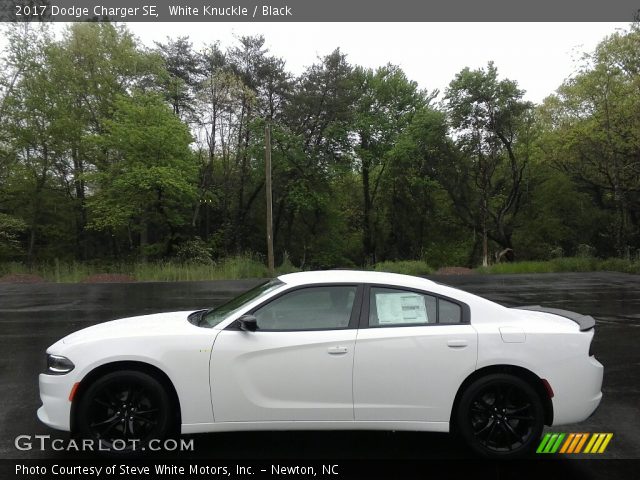 2017 Dodge Charger SE in White Knuckle