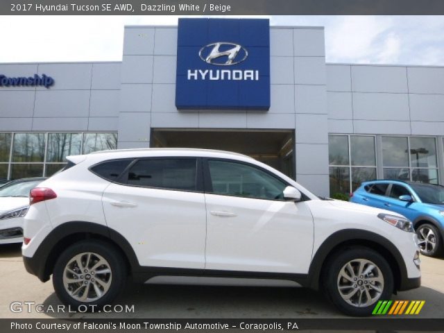 2017 Hyundai Tucson SE AWD in Dazzling White