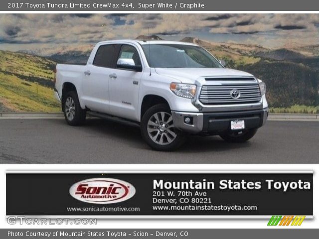 2017 Toyota Tundra Limited CrewMax 4x4 in Super White