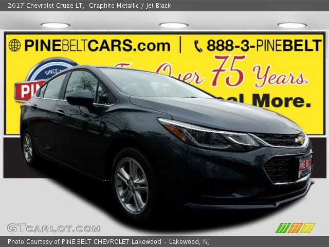 2017 Chevrolet Cruze LT in Graphite Metallic