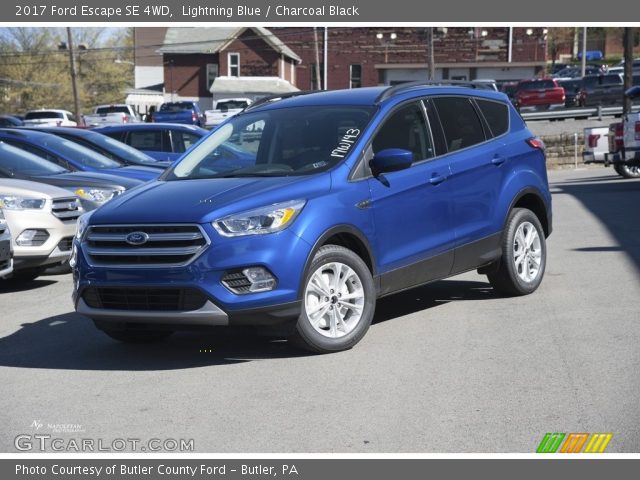 2017 Ford Escape SE 4WD in Lightning Blue