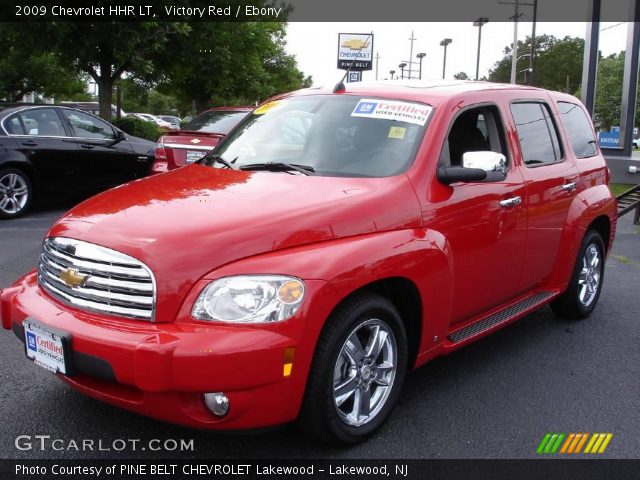 2009 Chevrolet HHR LT in Victory Red