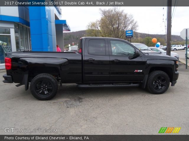 2017 Chevrolet Silverado 1500 LT Double Cab 4x4 in Black