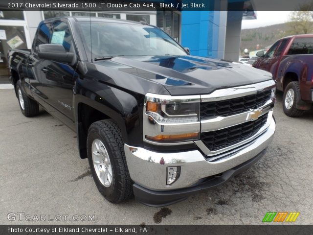 2017 Chevrolet Silverado 1500 LT Double Cab 4x4 in Black