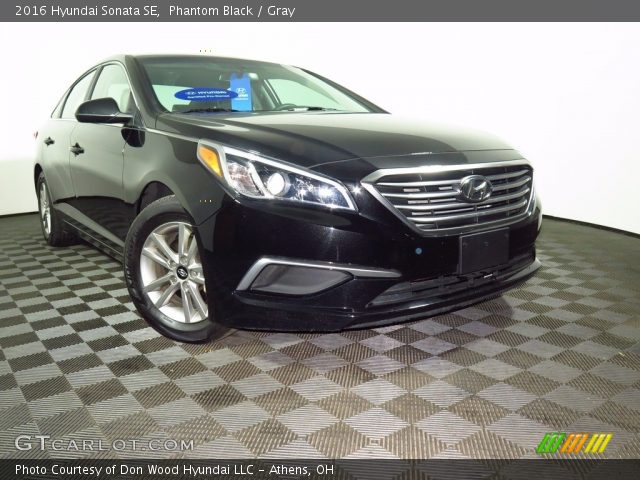 2016 Hyundai Sonata SE in Phantom Black