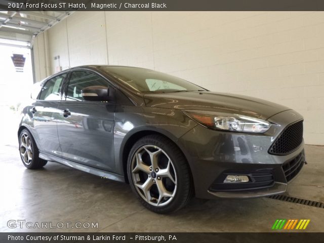 2017 Ford Focus ST Hatch in Magnetic