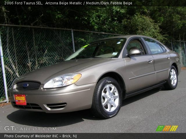 2006 Ford Taurus SEL in Arizona Beige Metallic