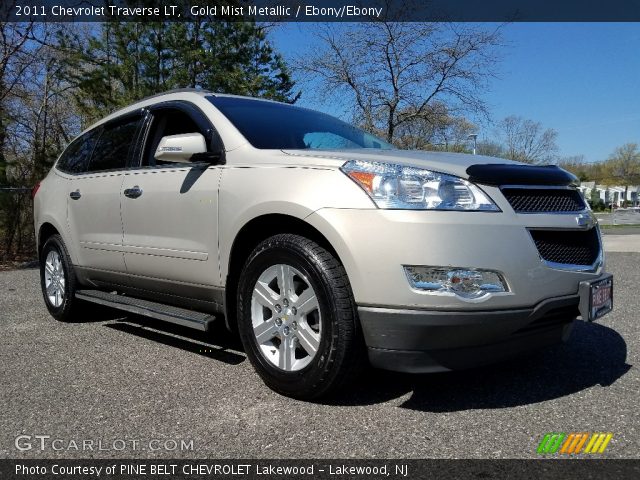 2011 Chevrolet Traverse LT in Gold Mist Metallic