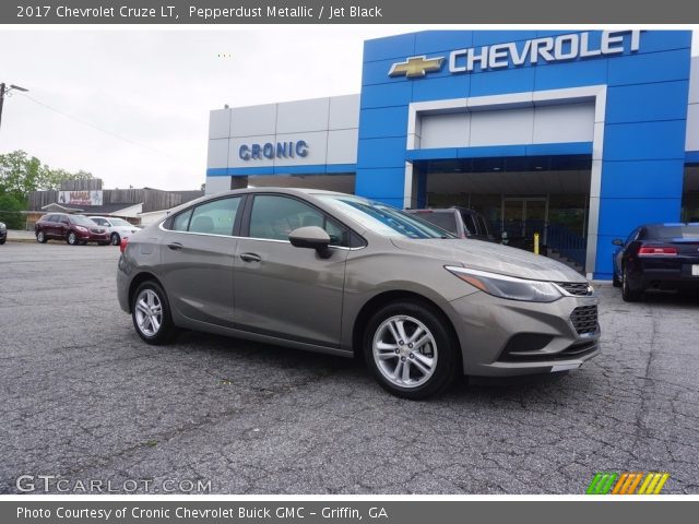 2017 Chevrolet Cruze LT in Pepperdust Metallic