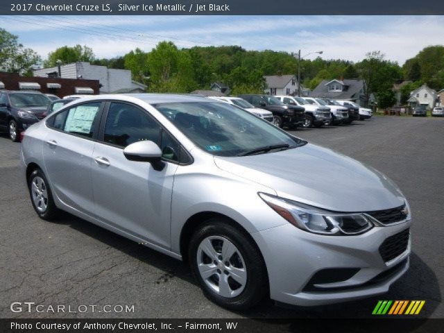 2017 Chevrolet Cruze LS in Silver Ice Metallic
