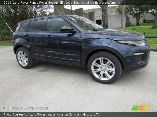 2016 Land Rover Range Rover Evoque SE in Loire Blue Metalllic