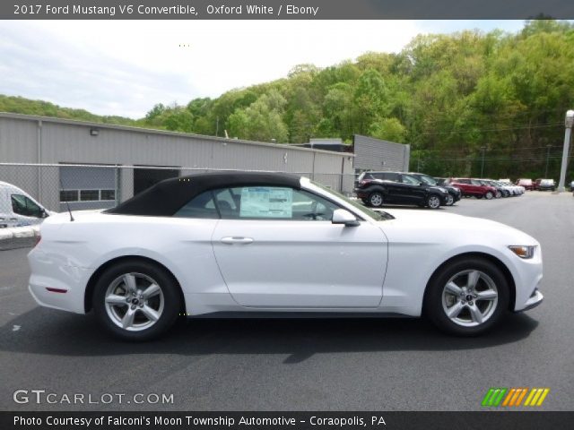 2017 Ford Mustang V6 Convertible in Oxford White