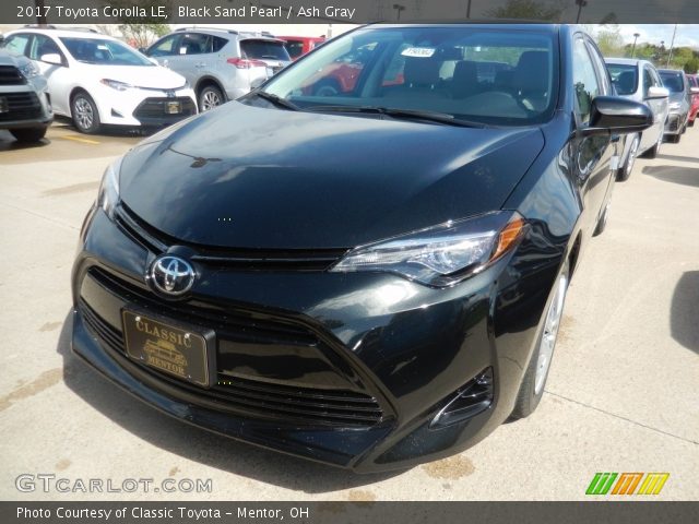 2017 Toyota Corolla LE in Black Sand Pearl