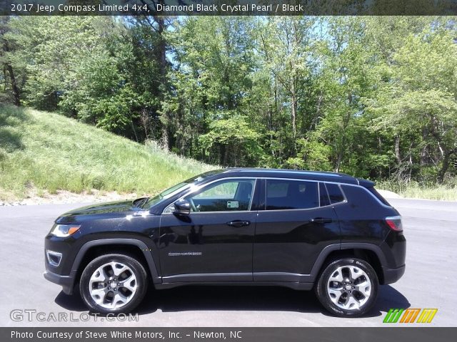 2017 Jeep Compass Limited 4x4 in Diamond Black Crystal Pearl