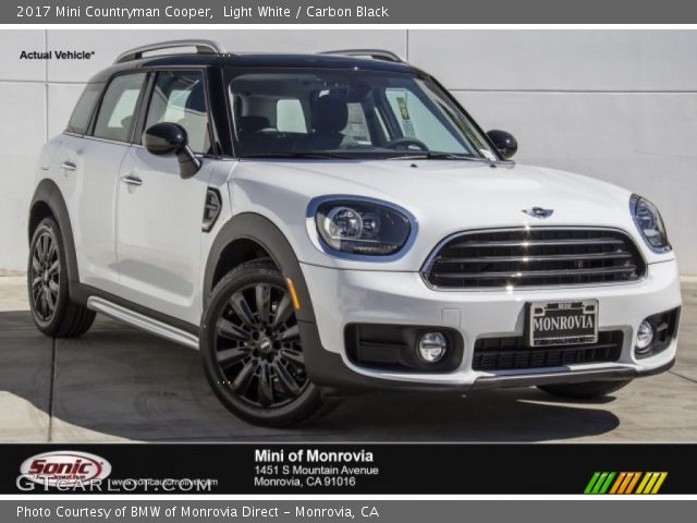 2017 Mini Countryman Cooper in Light White