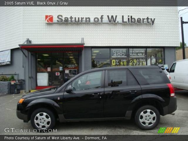 2005 Saturn VUE  in Black Onyx