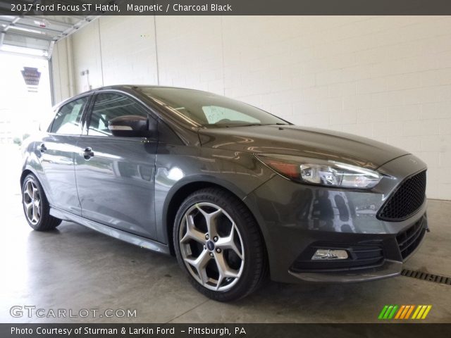 2017 Ford Focus ST Hatch in Magnetic
