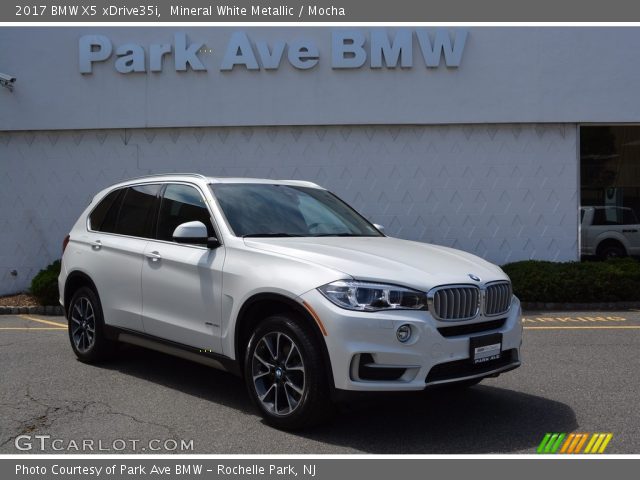 2017 BMW X5 xDrive35i in Mineral White Metallic