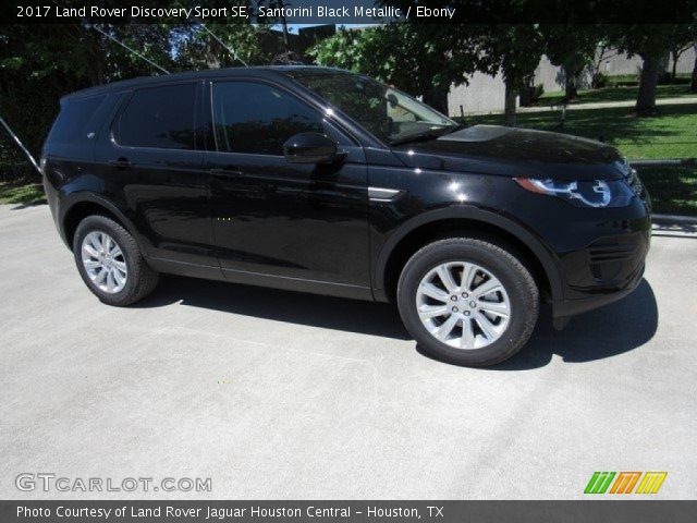 2017 Land Rover Discovery Sport SE in Santorini Black Metallic
