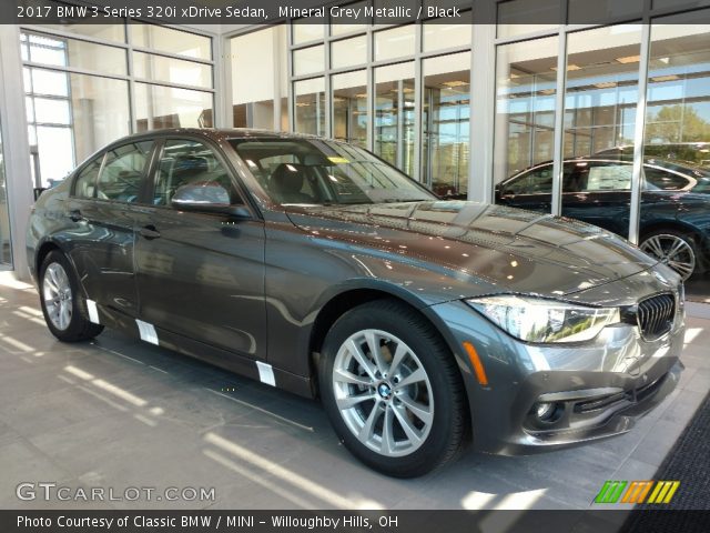 2017 BMW 3 Series 320i xDrive Sedan in Mineral Grey Metallic