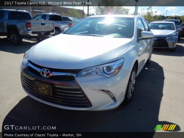 2017 Toyota Camry XLE in Blizzard White Pearl