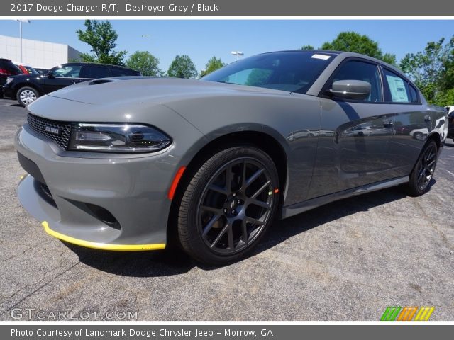 2017 Dodge Charger R/T in Destroyer Grey