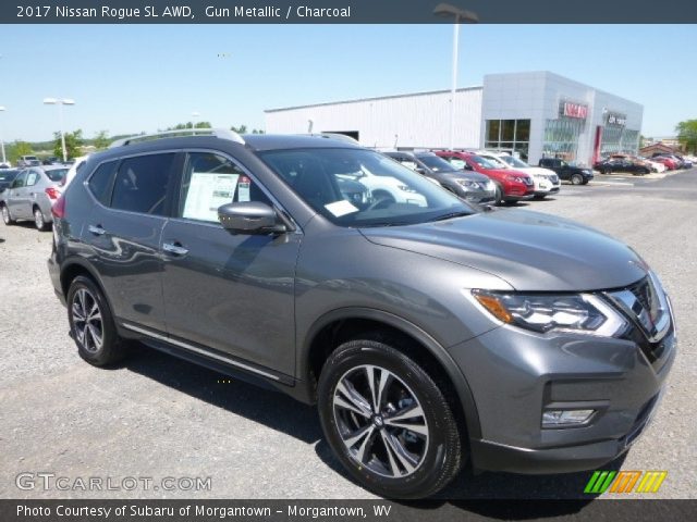2017 Nissan Rogue SL AWD in Gun Metallic