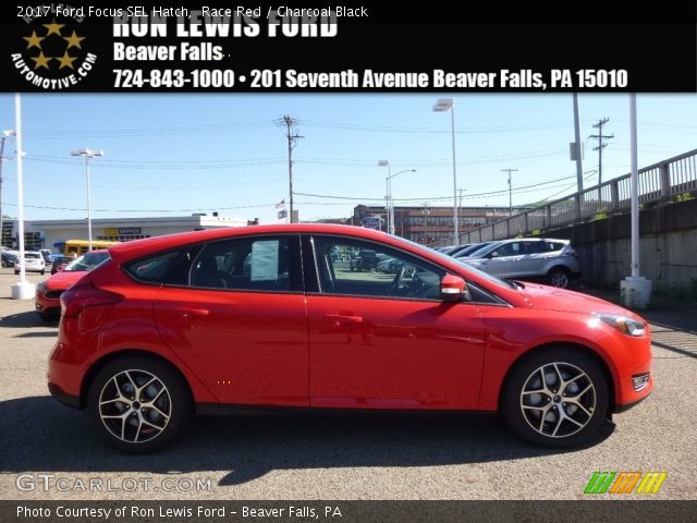 2017 Ford Focus SEL Hatch in Race Red