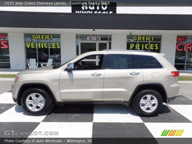 2015 Jeep Grand Cherokee Laredo in Cashmere Pearl