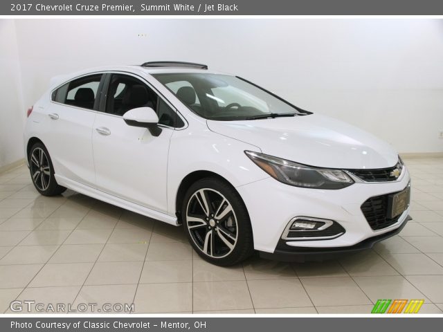 2017 Chevrolet Cruze Premier in Summit White