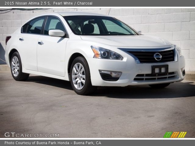 2015 Nissan Altima 2.5 S in Pearl White