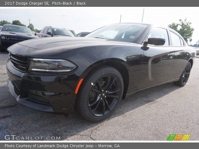 2017 Dodge Charger SE in Pitch-Black