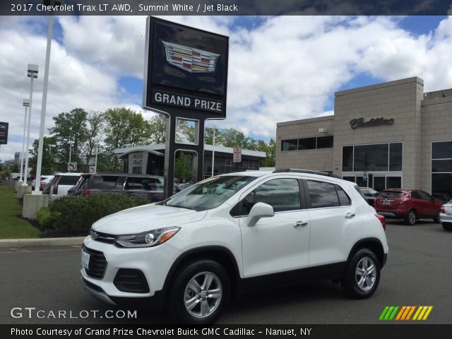 2017 Chevrolet Trax LT AWD in Summit White