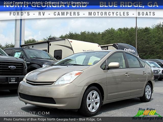 2004 Toyota Prius Hybrid in Driftwood Pearl