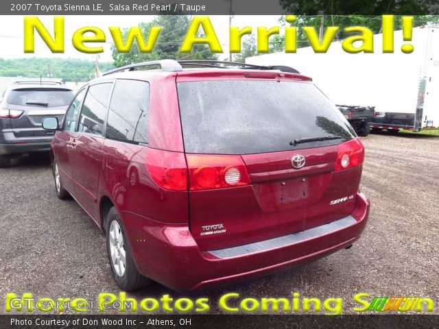 2007 Toyota Sienna LE in Salsa Red Pearl