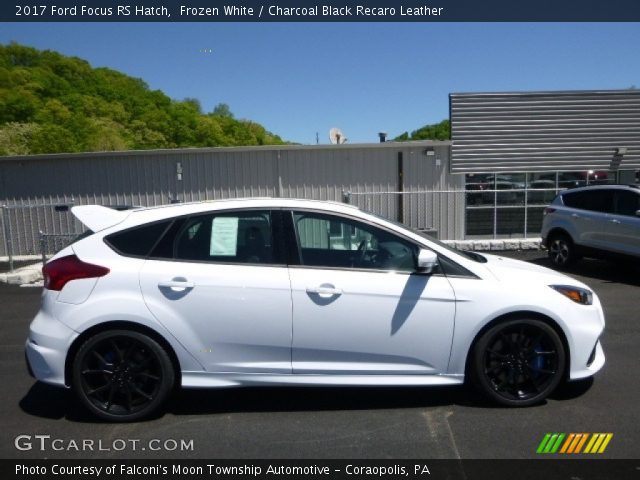 2017 Ford Focus RS Hatch in Frozen White