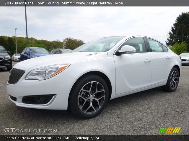 2017 Buick Regal Sport Touring in Summit White