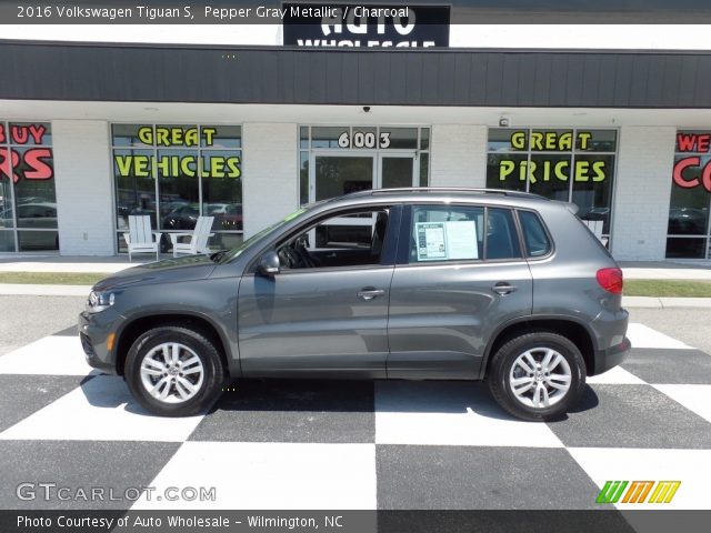 2016 Volkswagen Tiguan S in Pepper Gray Metallic