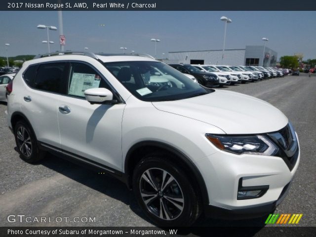2017 Nissan Rogue SL AWD in Pearl White