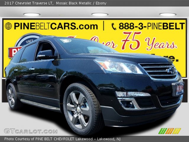 2017 Chevrolet Traverse LT in Mosaic Black Metallic