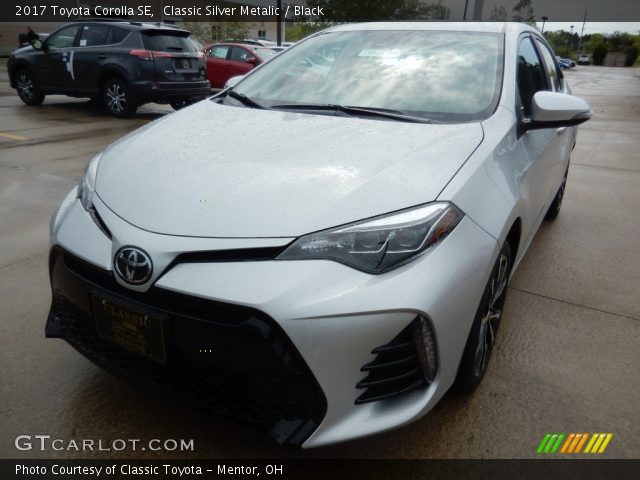 2017 Toyota Corolla SE in Classic Silver Metalic