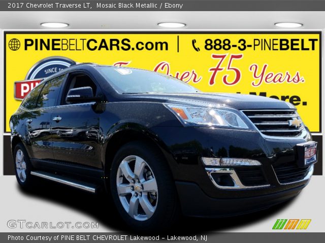 2017 Chevrolet Traverse LT in Mosaic Black Metallic