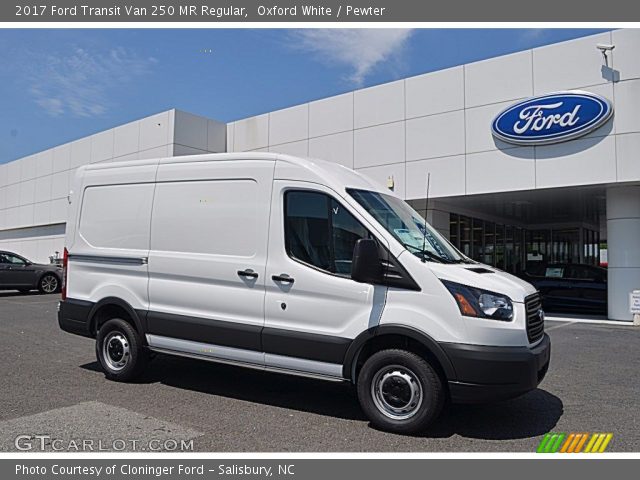 2017 Ford Transit Van 250 MR Regular in Oxford White