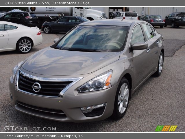 2014 Nissan Altima 2.5 SV in Saharan Stone