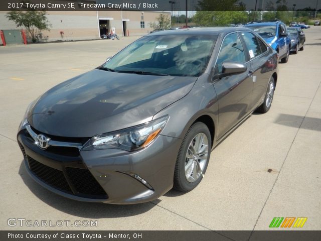 2017 Toyota Camry SE in Predawn Gray Mica