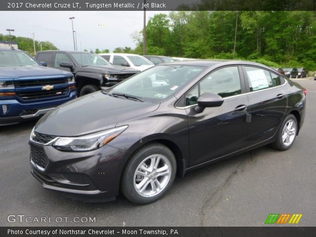 2017 Chevrolet Cruze LT in Tungsten Metallic