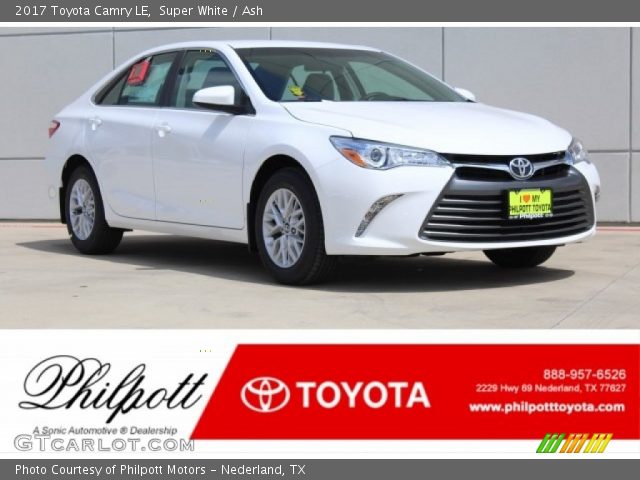 2017 Toyota Camry LE in Super White
