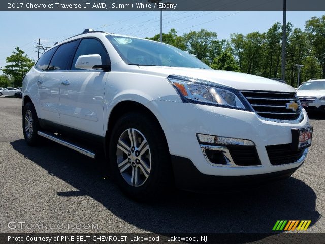 2017 Chevrolet Traverse LT AWD in Summit White
